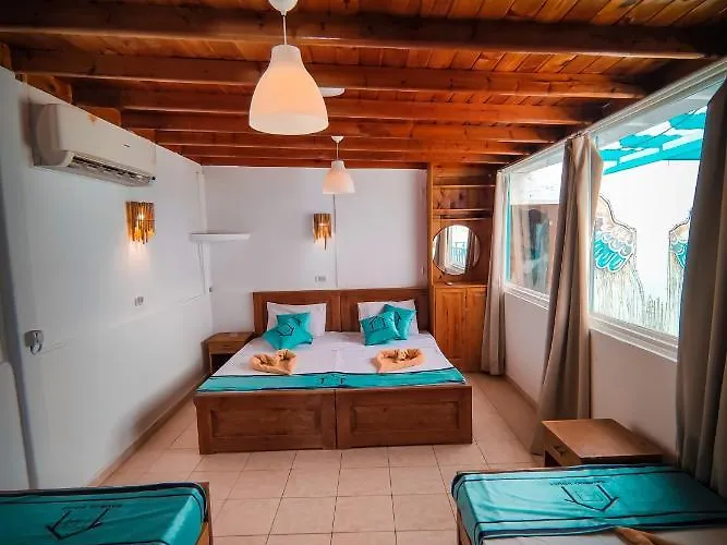 Otel Bamboo House
