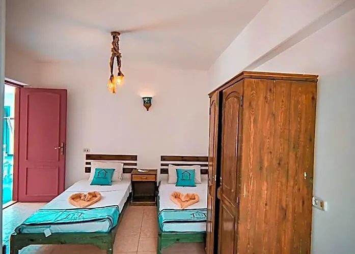 Bamboo House Otel *